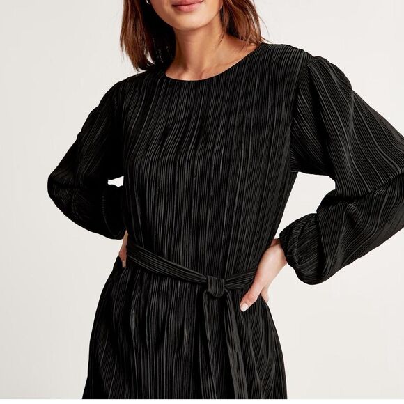 NWT Abercrombie & Fitch Dress Size Large - Picture 3 of 6